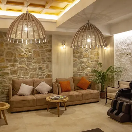 Arushi Boutique Hotel