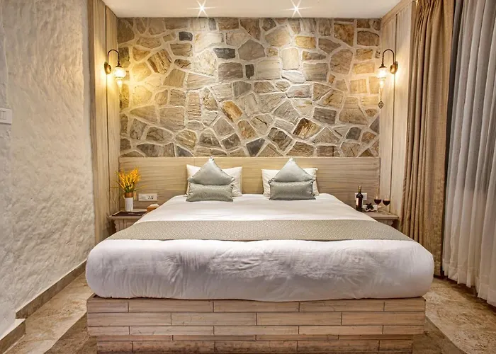 Arushi Boutique 4*