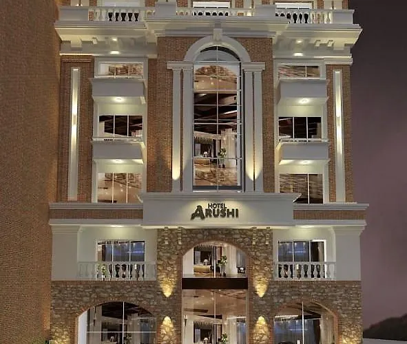 Arushi Boutique Hotel 4*